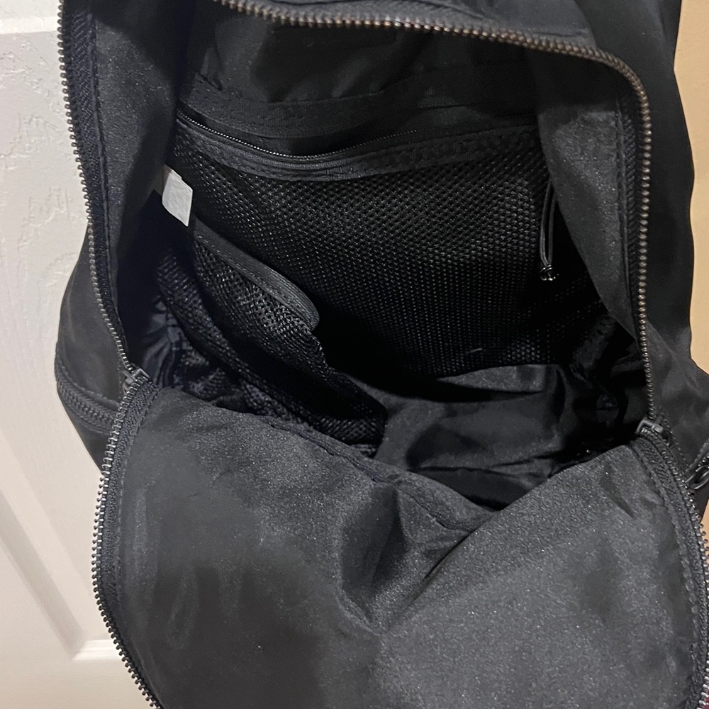 Lululemon Athletica Black Backpack - Picture 11 of 11